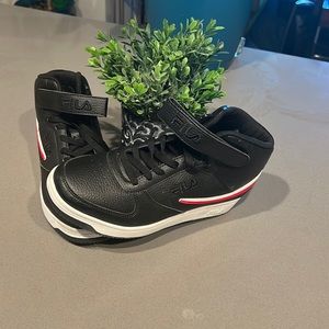 Fila Sneakers size 8.